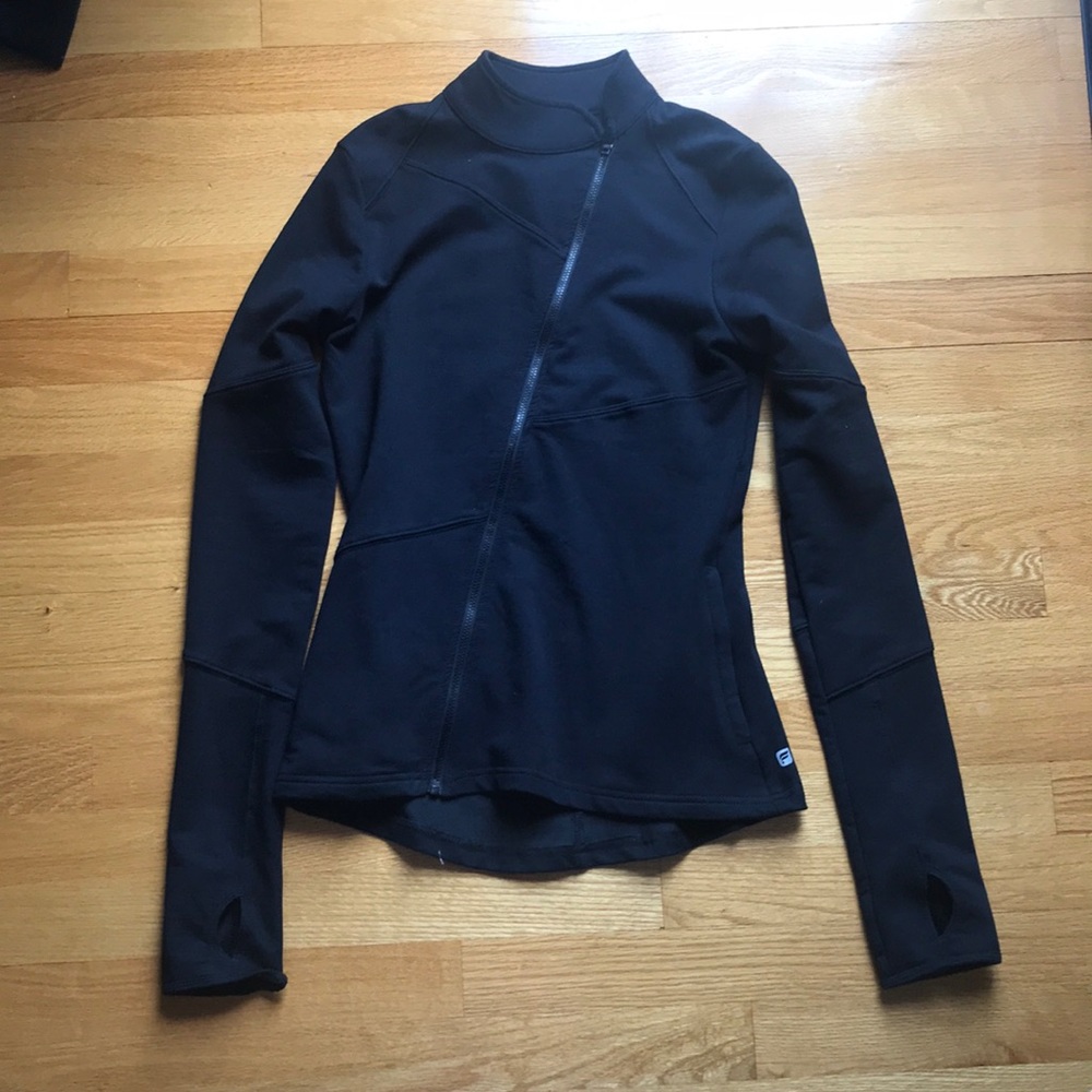 Fabletics Black workout cross zipper Davis jacket